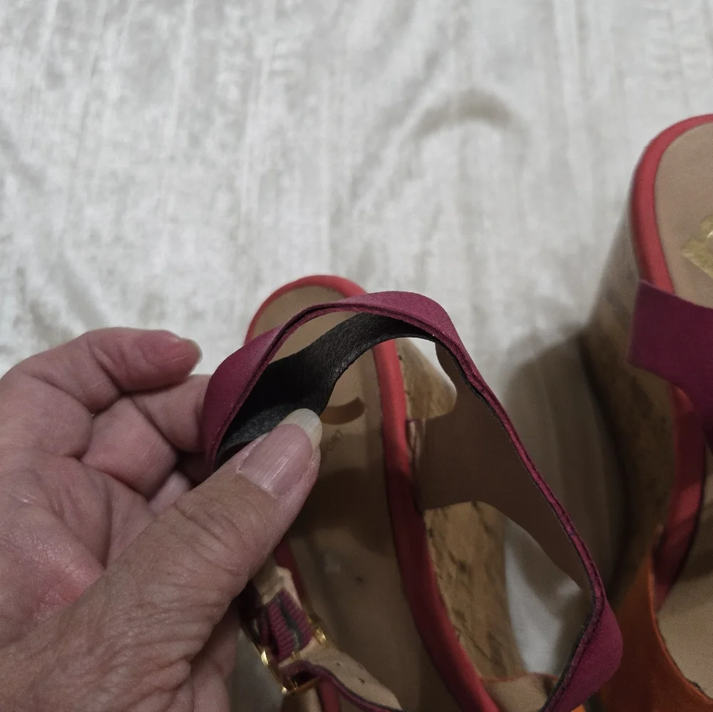 Stylish Pink and Orange Wedge Sandals By Report Size 7 1/2